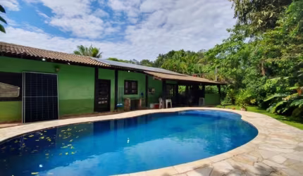 Maravilhosa casa em condomínio