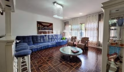 Casa com 8 quartos à venda no Olímpico, São Caetano do Sul  por R$ 1.595.000
