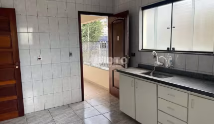 Casa com 3 quartos para alugar na Vila Floresta, Santo André  por R$ 3.300