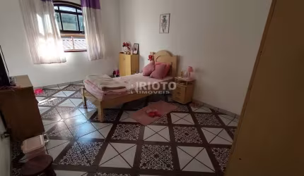 Casa com 2 quartos à venda na Vila Alzira, Santo André  por R$ 420.000