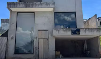 Casa de Condomínio à Venda com 3 Quartos e 4 vagas, 290m2 - Aldeia da Serra