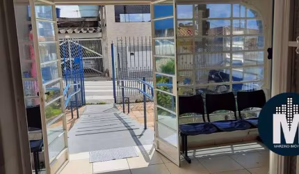 Casa comercial à Venda, 250m2 - Centro, Carapicuíba - SP