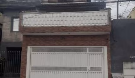 Casa á venda com 4 Quartos, Varanda Goumert, 2 Vagas - Carapicuíba