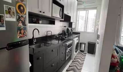 Apartamento à venda 2 Quartos, Suíte, Varanda, 1 Vaga -Living Magic