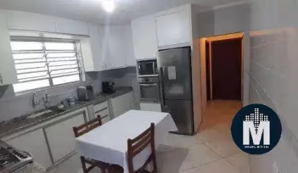 Casa em Osasco, 3 quartos, 1 Salão e Quintal e 2 Vagas de Garagem!
