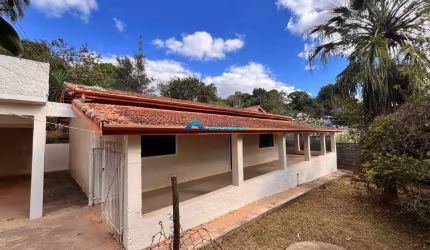 Chácara para Locação C/ 3 Quartos sendo 1 suíte, Piscina, Amplo Espaço, Loteamento Vivenda Jundiaí