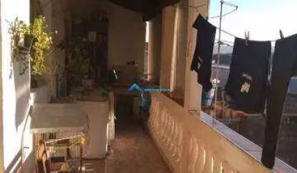 Vende-se casa com 3 dormitórios em Várzea Paulista SP