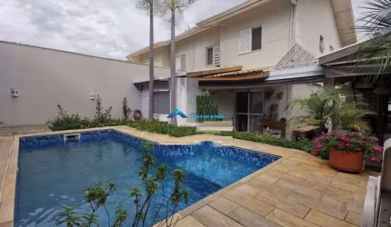 Casa C/ 4 Dorms, Quintal C/ Piscina, A/T de 275 M², Cond. Chácara das Palmeiras Imperiais