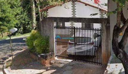 Vende-se casa de esquina sendo 2 casas em Itupeva SP