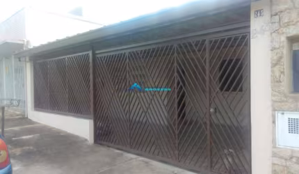 Casa a venda com 2 dormitorios e com edícula 196m² Vila São Paulo