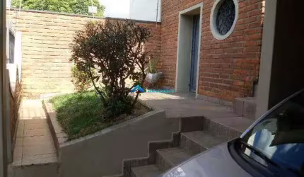 CASA RESIDENCIAL/COMERCIAL - VENDA NA REGIÃO CENTRAL