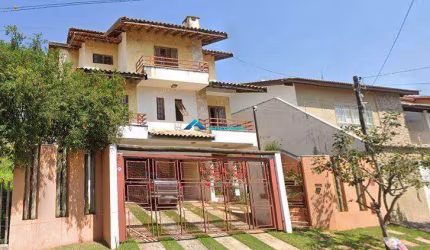 SOBRADO À VENDA COM PISCINA, JD. PAULISTA - JUNDIAÍ