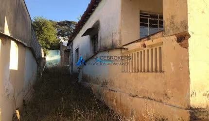Casa com 3 Dorms, Terreno com 250 M² ( Imóvel para reforma total ou demolição )