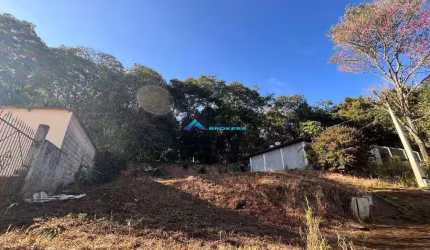 Terreno a Venda C/ 2.400 M², Bairro Caxambu, Local Asfaltado, (Aceita Permuta)