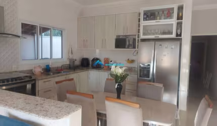Casa térrea à venda com 3 dormitórios com suite Jardim Primavera Jundiai SP