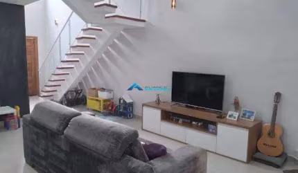 Casa Térrea a venda com 3 dormitórios com suite e piscina Jundiai SP