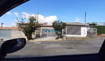 Vende-se Sobrado de 210 m² no Jardim Cidade II, Jundiai-SP