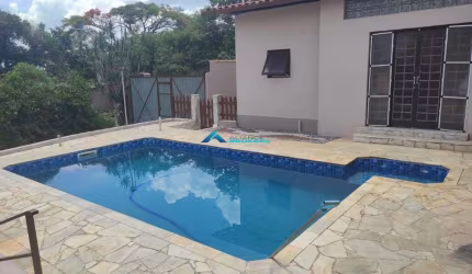 Vende-se chácara de 1.065,55 m² no Bairro Rio Acima/Chácara dos Companheiros, em Jundiai-SP