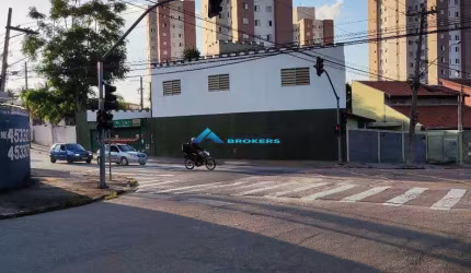 Vende-se ou Aluga-se Prédio Comercial com Casa anexa, no Cidade Nova, em Jundiai-SP