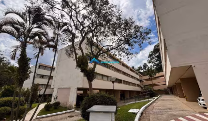 Apartamento C/ 3 Quartos, Armários em todos os ambientes, Cond. Cerejeiras ( Cecap 1 )