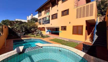 Casa a venda C/ 5 Dorms, Espaço Gourmet, Piscina, Cond Portal do Paraíso II. (Aceita Permuta)