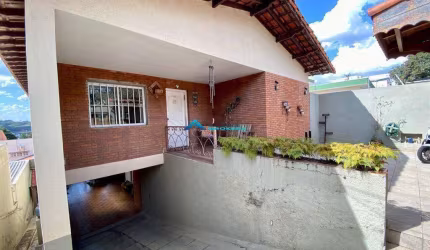 Casa para Locação, Residencial ou Comercial, Próximo ao centro de Jundiaí