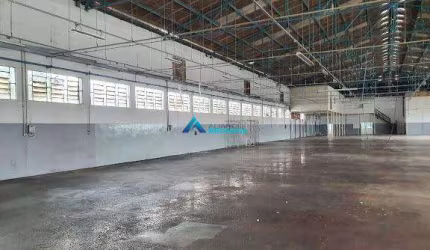 Galpao a venda com área de 6000m² total e 3600m² de área construida localizado na Anhanguera km 62