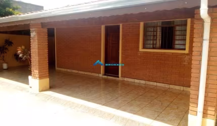 Casa Térrea C/ 3 Dormitórios sendo 1 Suíte, Bairro Jardim Celeste em Jundiaí.