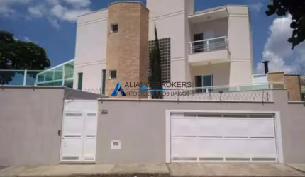 Casa à venda de esquina com 3 Dormitórios e piscina , Jardim Pacaembu, Aceita Permuta.