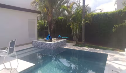 Sobrado à venda com acabamento de ALTO PADRÃO em condominio fechado Golf Club no bairro do jacaré em cabreúva
