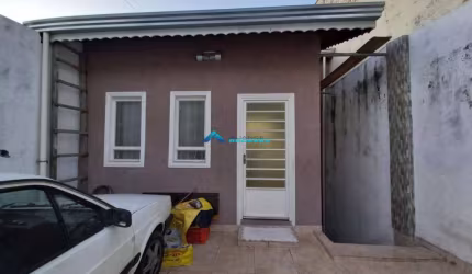 Vende-se Casa de 3 dorms no Cidade Jardim II em Jundiai