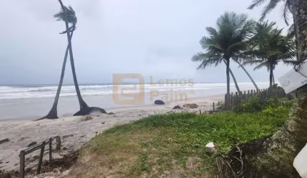 Vendo casa com 4 quartos em Ilhéus BA