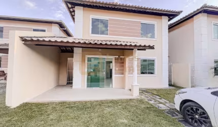 Alugo casa duplex de 3 quartos em condominio fechado em Itabuna BA