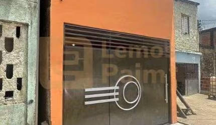 Vendo casa de 2 quartos em Nova Itabuna - BA