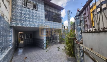 Alugo casa duplex em Centro, Itabuna BA