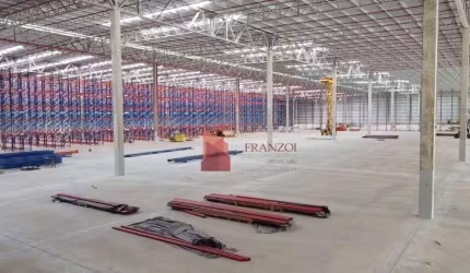 ALUGO: ARMAZÉM LOGISTICO 5.500 m² em ITAJAÍ/SC