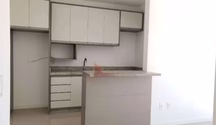 LOCAÇÃO: Apartamento com 1 Dormitório, semi MOBILIADO, diferenciado com pátio externo privativo, Vila Operária, Itajaí/SC!
