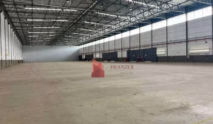 ALUGUEL: Armazém Logístico com 3.250 m² em ITAJAÍ - SC.