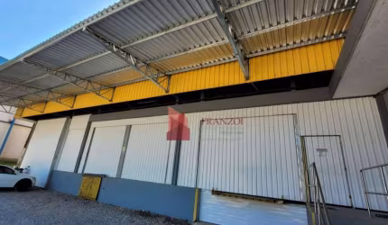 ALUGUEL: GALPÃO LIMOEIRO 1.300 m²