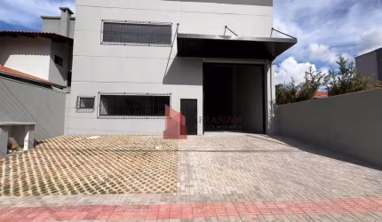 LOCAÇÃO: Galpão em CONSTRUÇÃO  no bairro Cordeiros