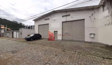 ALUGUEL: Galpão COMERCIAL no CENTRO  de Itajaí