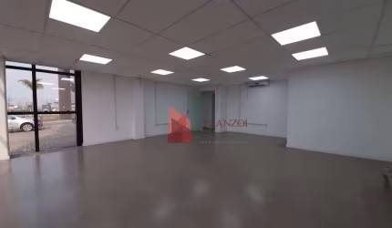 ALUGUEL: Sala comercial na Jorge Lacerda em Itajaí