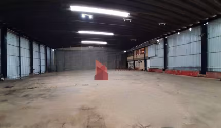 ALUGUEL: GALPÃO COMERCIAL NA BR 101 EM ITAJAÍ