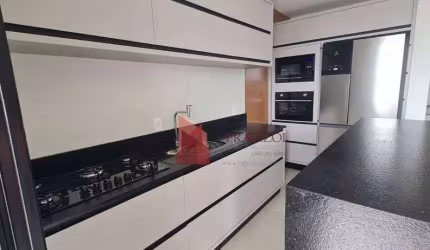 VENDA: Apartamento semi MOBILIADO, com Suíte e 2 Dormitórios, Centro, Itajaí/SC!
