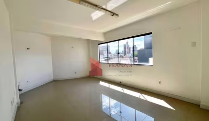 Sala comercial disponível para LOCAÇÃO no CENTRO de Itajaí