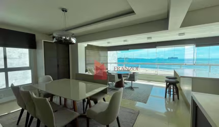 Apartamento DE LUXO para Locação em Balneário Camboriú - Vista Deslumbrante e Conforto Total!