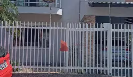 VENDE-SE : Sobrado com 3 Dormitórios, Suíte com closet, 154 m² por R$ 1.595.000 - Centro - Itajaí/SC