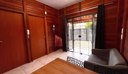 LOCAÇÃO- Casa 2 dormitórios no CENTRO /Itajaí