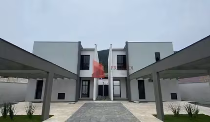 À VENDA! Sobrado de Alto Padrão com 3 Suíte, 135 m² - Ressacada - Itajaí/SC