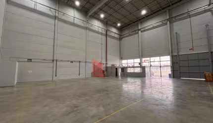 LOCAÇÂO: Galpão COMERCIAL na RODOVIA  em Itajaí